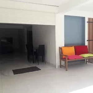 Jona , Le Lamentin Martinique