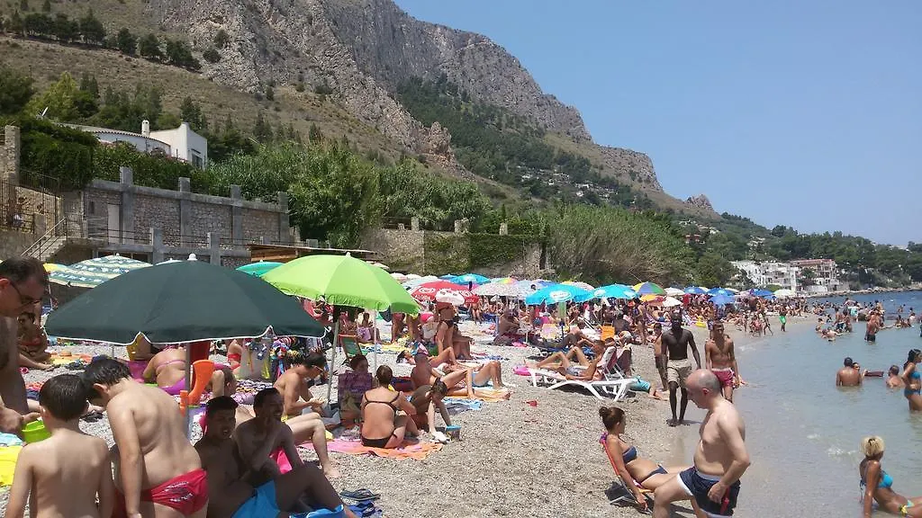 Holiday Home Villa Relax Palermo